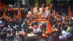 महाराष्ट्र में सियासी जंग: सीएम शिंदे की मौजूदगी में वीर सावरकर गौरव यात्रा का आगाज, हिंसा प्रभावित औरंगाबाद में MVA की रैली