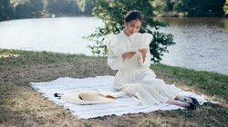 प्यार में कई बार धोखा खाने के बाद जेल में बंद कैदी को दिल दे बैठ ये लड़की, लिखती है प्रेम पत्र