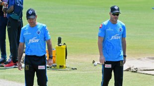 Virender sehwag slams Ricky ponting