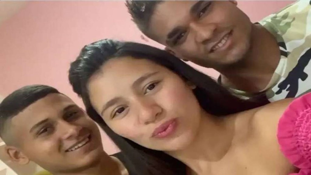 Wife With two Husband| Viral News| Social Media|