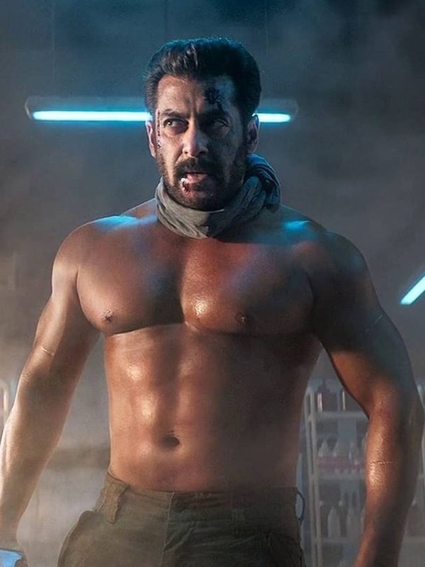 FILM SEQUEL BUMPER OPENING