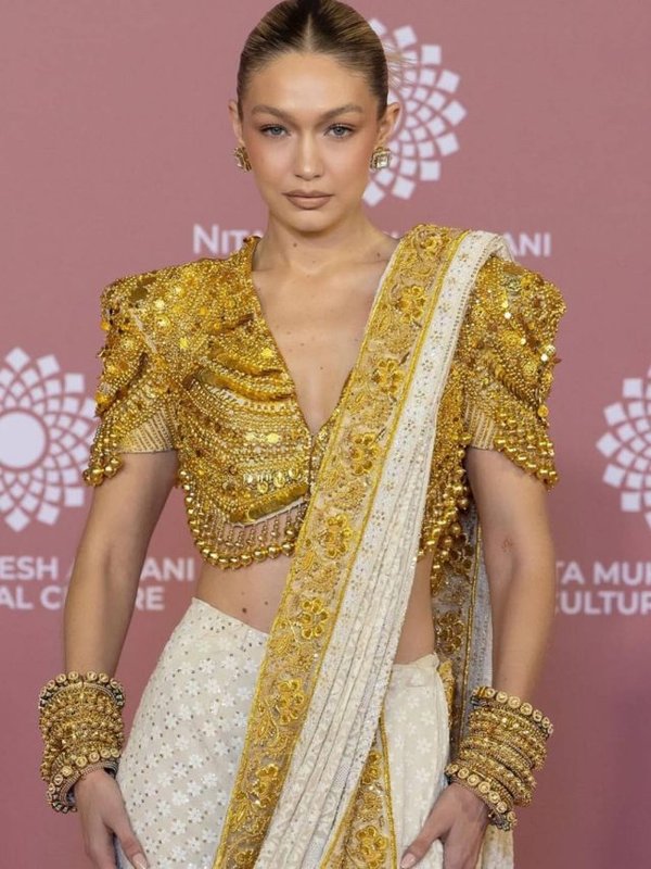 GIGI HADID - WHO IS SHE