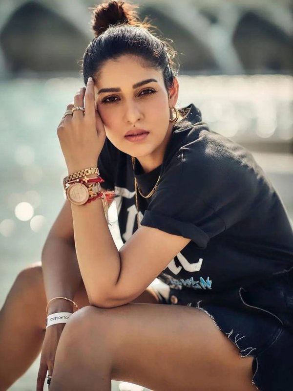 NAYANTHARA REJECTED FILM WITH SRK