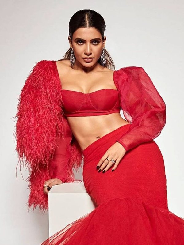 SAMANTHA RUTH PRABHU CAMERA FLASH ISSUE