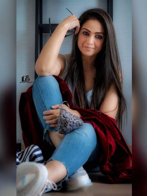 SIMRAN BAGGA - TOLLYWOOD QUEEN