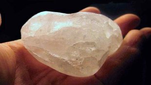 alum upay, alum remedies, alum benefits, vastu tips for fitkari,