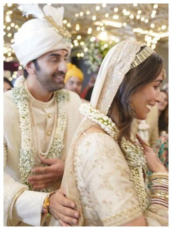 आलिया भट्ट और रणबीर कपूर