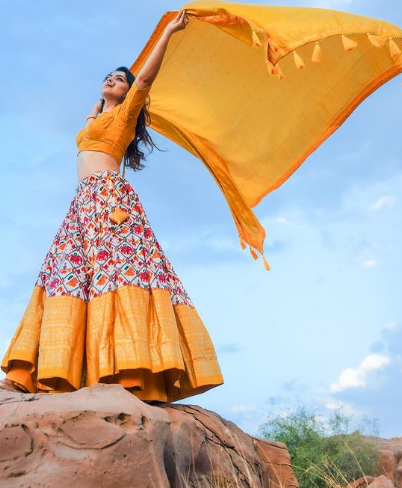 इन तस्वीरों में वह बेहद खूबसूरत नजर आ रही हैं।