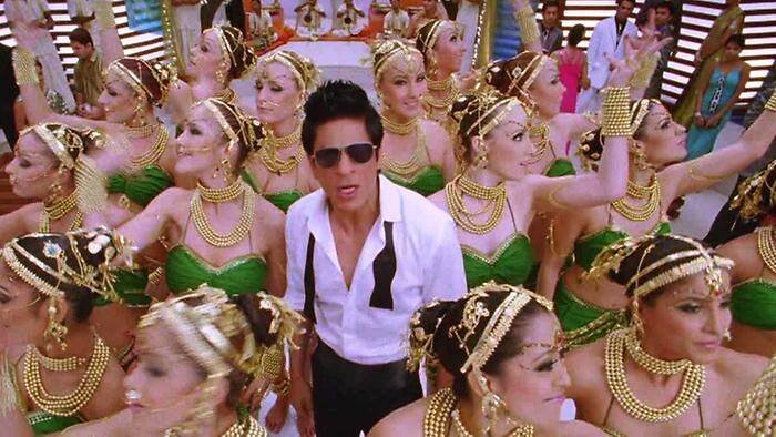 शाहरुख खान की फिल्म 'रावण' का गाना 'छमाक छल्लो' भी हिट रहा था। (स्रोत: स्क्रीन शॉट)
