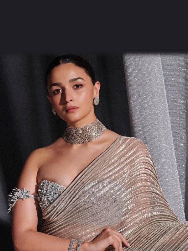 आलिया भट्ट NMACC