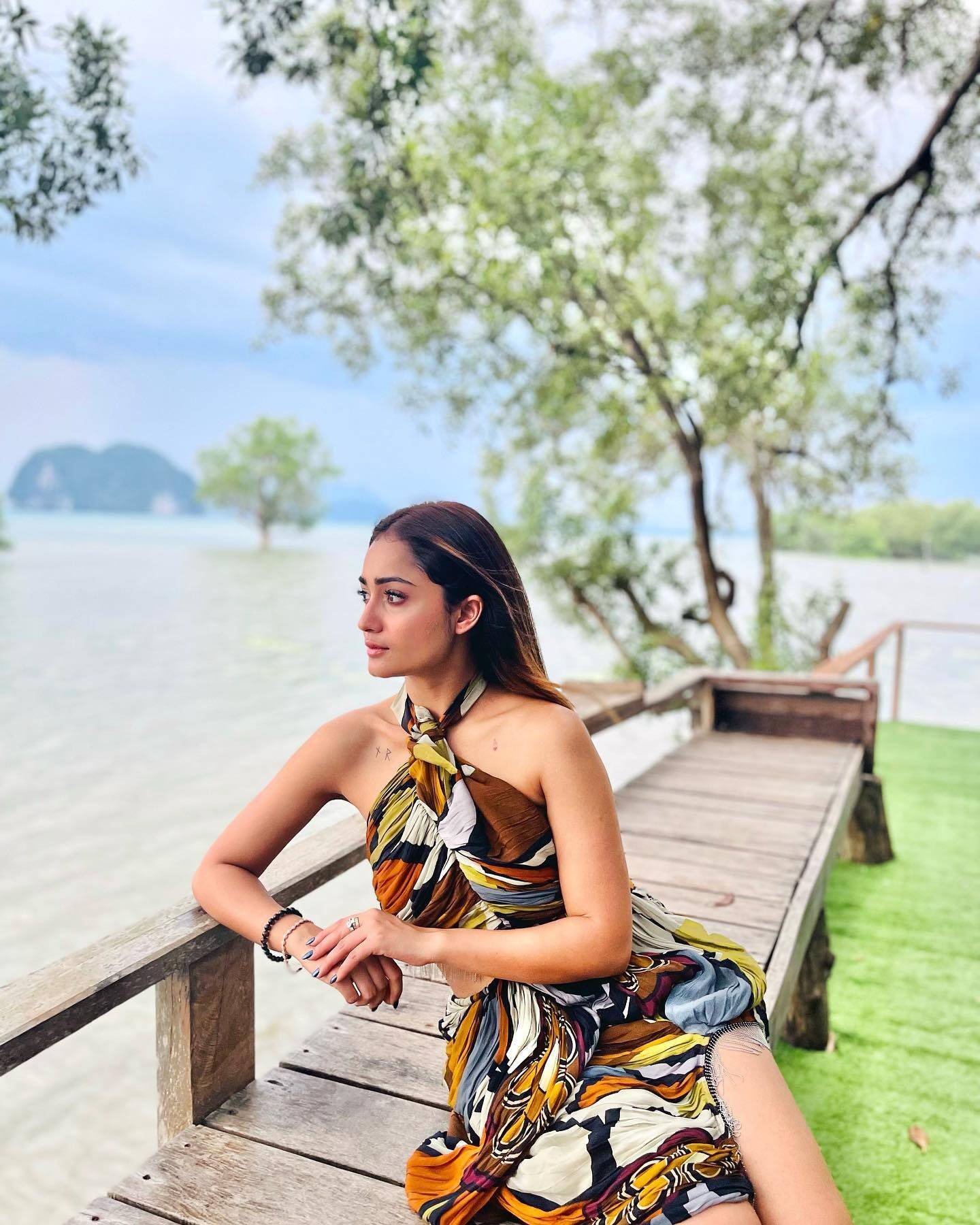 Tridha Choudhury at sea beach