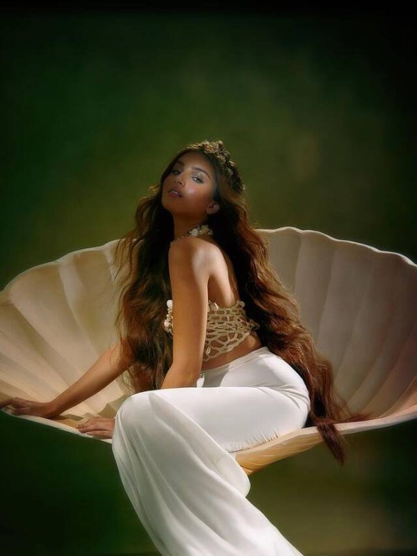 तारा-सुतारिया