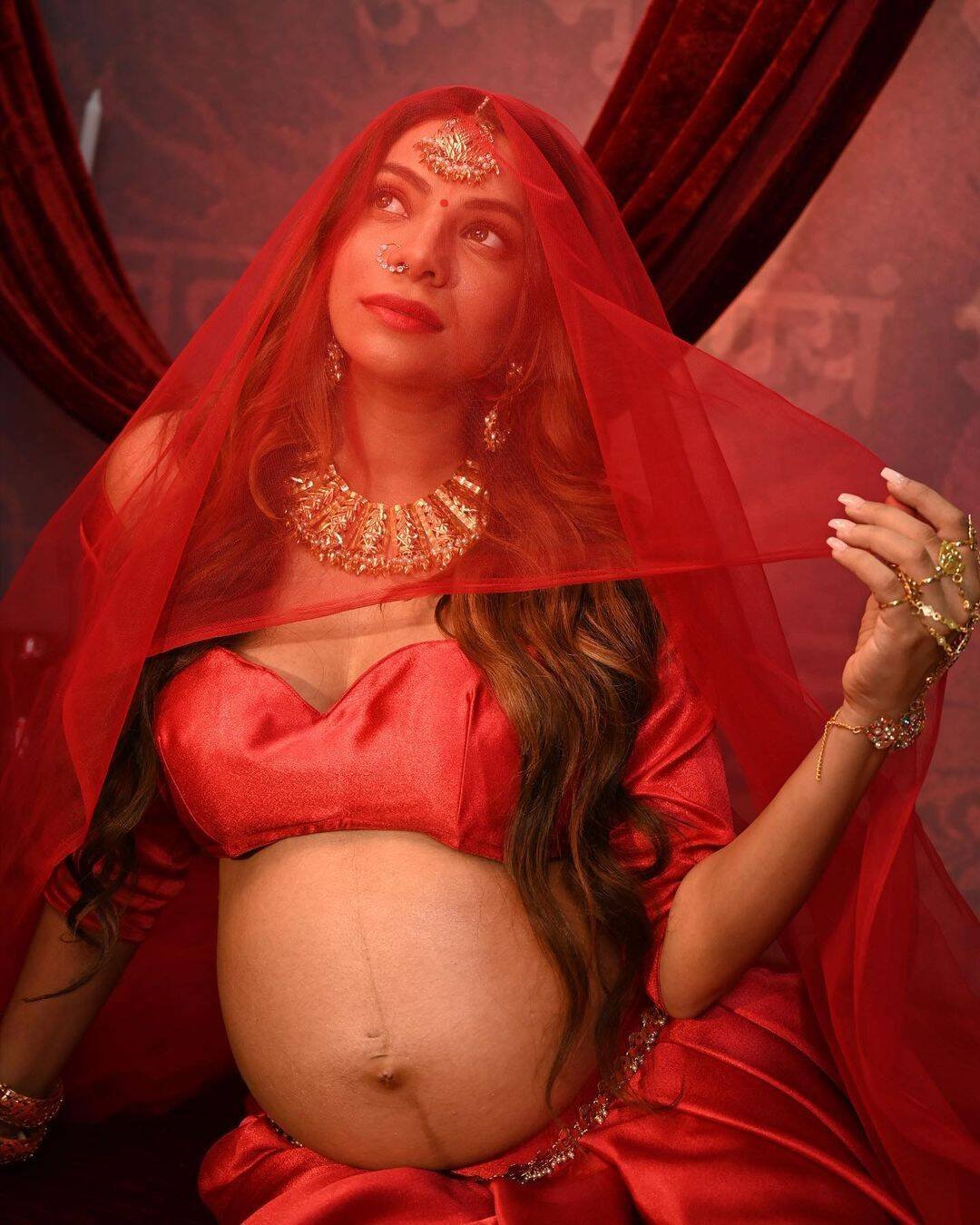 tv-actress-tanvi-thakkar-maternity-photoshoot