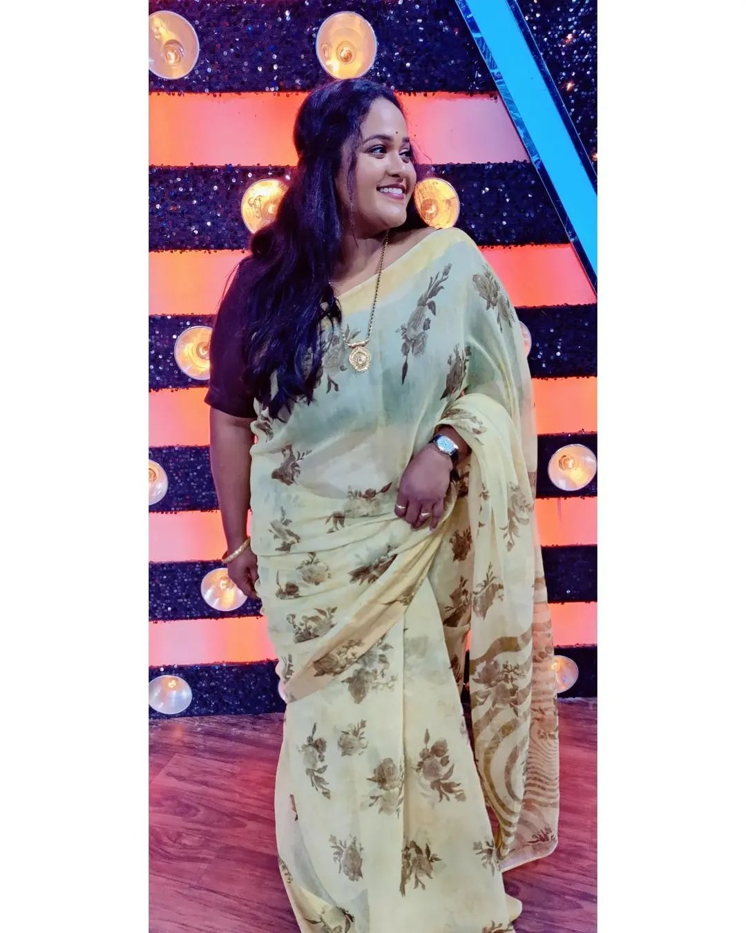  Vanita Kharat videos