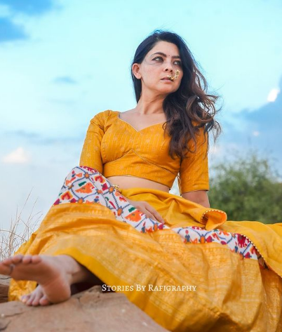 वह हमेशा ही अपनी क्लासी और हॉट तस्वीरें अपने फैंस के साथ शेयर करती हैं।