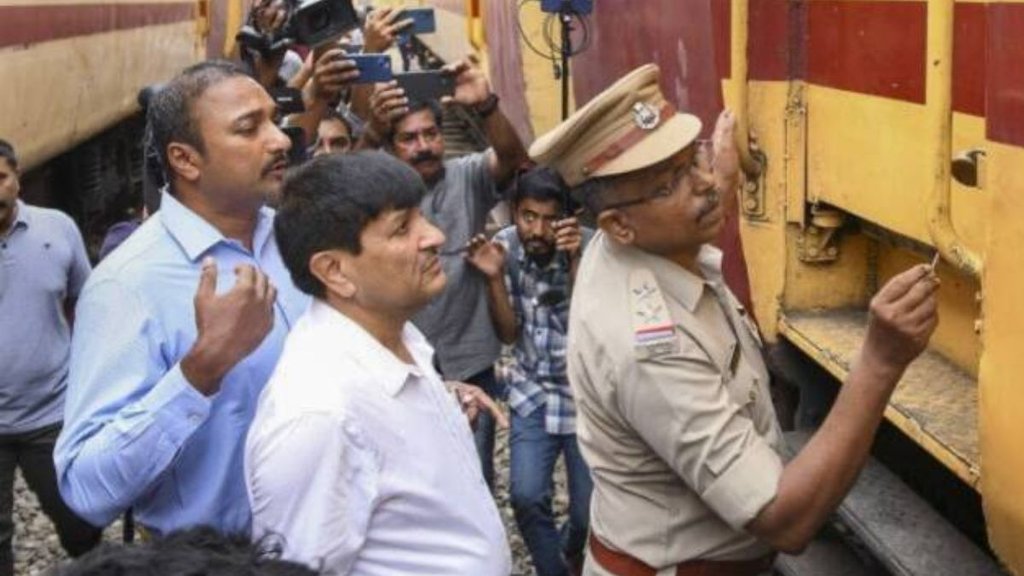 maharashtra ats| kerela train fire