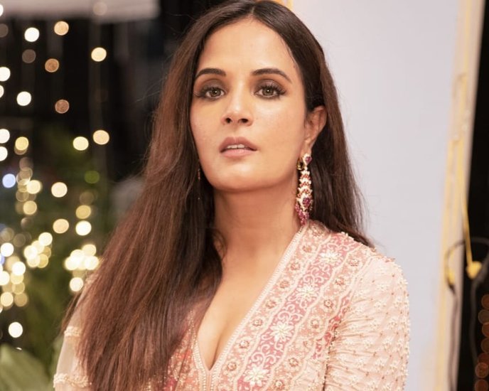 हमेशा किसी भी तरह की कला की एक ईमानदार प्रशंसक, ऋचा चड्ढा कथक में काफी पारंगत हैं। ऋचा को औपचारिक रूप से कथक के शास्त्रीय नृत्य में बचपन से ही प्रशिक्षित किया गया था, लेकिन उनकी बोर्ड परीक्षाओं के कारण इसे बंद करना पड़ा। हालांकि, उन्होंने संजय लीला भंसाली की हीरामंडी के लिए अपना अभ्यास फिर से शुरू किया, जिसने उन्हें कथक में श्रेष्ठ रहने की मांग थी। (फोटो PR)