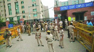 saket court | security