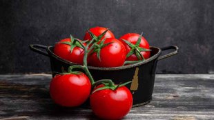 Side Effects Of Tomato in Hindi, tomatoes side effects, side effects of tomatoes,