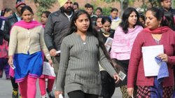 UP PCS 2022 का रिजल्ट जारी, टॉप 10 में 8 लड़कियां शामिल