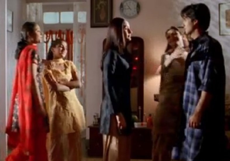 Wamiqa Gabbi shahid kapoor kareena kapoor