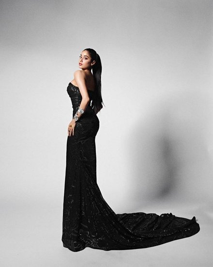 Janhvi Kapoor Dress