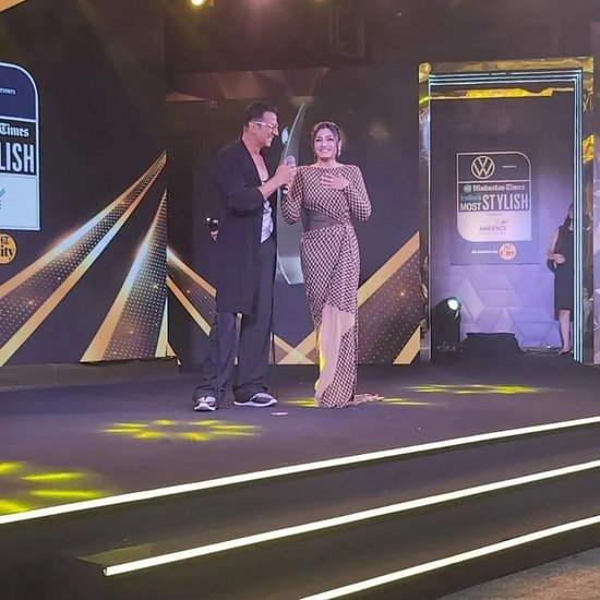raveena tandon with akshay kumar