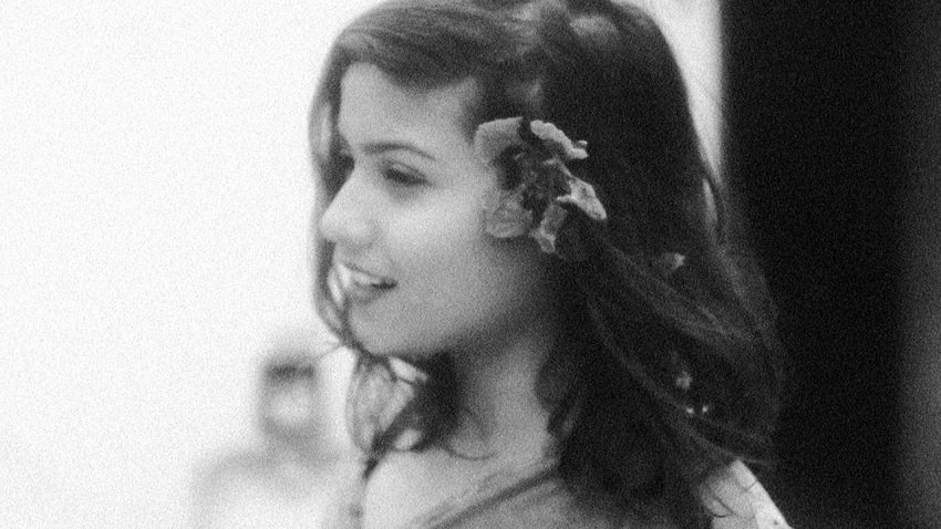 A Night of Knowing Nothing