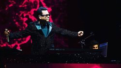 लाइव शो में पुलिस ने बीच में ही बंद करवाया AR Rehman का गाना, लोग बता रहे शर्मनाक