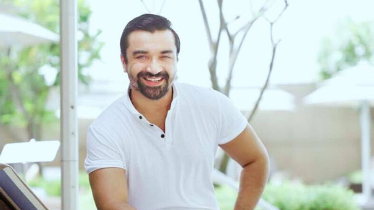 Ajaz Khan releases from jail After 2 years