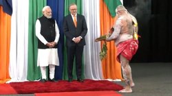 सिडनी में PM मोदी का मेगा शो, ‘हर-हर मोदी’ और ‘वंदे मातरम’ के नारों से गूंजा एरिना स्टेडियम