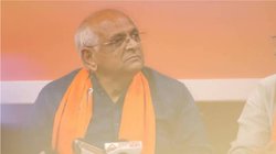 बेटे से मिलने के लिए चार्टेड प्लेन नहीं घरेलू विमान से किया सफर, गुजरात सीएम भूपेंद्र पटेल की हो रही तारीफ