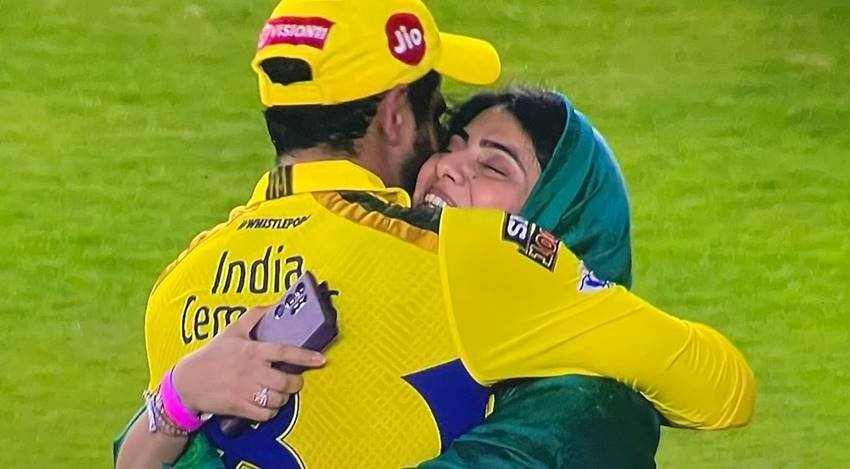 Jadeja with his wife 