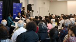 राहुल गांधी के कार्यक्रम बज रहा था राष्ट्रगान लेकिन नहीं खड़े हुए लोग! वायरल वीडियो पर आ रहे ऐसे रिएक्शन