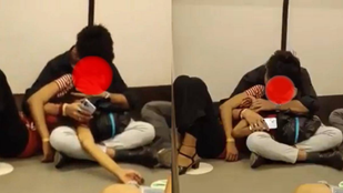 DELHI METRO KISSING