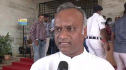 Karnataka: ‘BJP ने अपने जीभ और दिमाग के बीच का कनेक्शन खो दिया है’, जानिए हिजाब बैन वापस लेने की मांग पर क्या बोले प्रियांक खड़गे