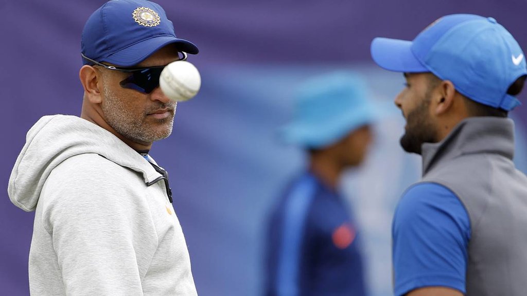 MS Dhoni future Indian Team coach sunil gavaskar