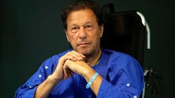 Imran Khan: पाकिस्तानी सेना के अधिकारी पर लगाए थे गंभीर आरोप, ट्विटर पर प्रधानमंत्री से की थी बहस, अब कोर्ट से उठा ले गए रेंजर्स, जानिए क्या है पूरा मामला