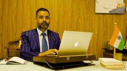 Sanjay Rai Sherpuria: यूपी पुल‍िस ने ज‍िसे ठग बता पकड़ा उसके सलाहकारों में गुजरात के पूर्व IAS, ठग किरण पटेल से भी कनेक्शन