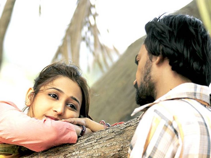 Shahrukh Bola Khoobsurat Hai Tu