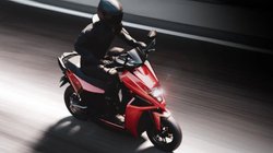 Simple One Launch: सिंगल चार्ज पर 212 km रेंज के साथ लॉन्च हुआ सिंपल वन इलेक्ट्रिक स्कूटर, जानें कीमत सहित कंप्लीट डिटेल