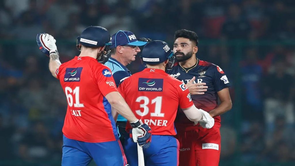 IPL 2023 | DC vs RCB | Mohammed Siraj | David Warner | Philip Salt |