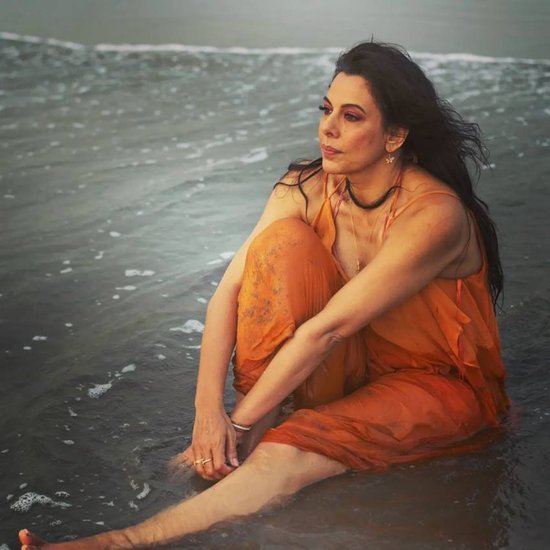 pooja bedi maneck Contractor