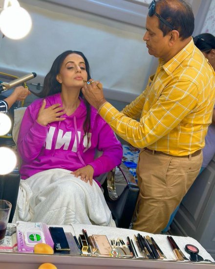 Ameesha Patel parents