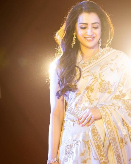 trisha krishnan ps 1