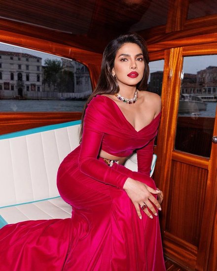 priyanka chopra bulgari yellow gold ring price