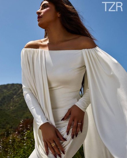 priyanka chopra BZero1 Ring