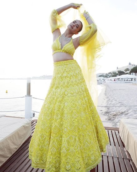 Surveen Chawla in cannes