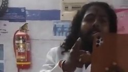 हिजाब वाली डॉक्टर से उलझा बीजेपी नेता, यूनिफॉर्म न पहनने पर पूछे सवाल, पुलिस ने दर्ज किया मामला