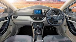 Top 3 Best Selling SUVs April 2023: नई एसयूवी खरीदने जा रहे हैं ? तो उससे पहले यहां जानें अप्रैल महीने की टॉप 3 बेस्ट सेलिंग एसयूवी की सेल्स रिपोर्ट